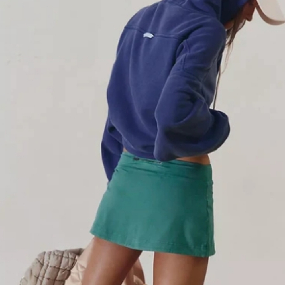 NWT Free People Hot Shot Mini Skort In Dark Green Size Large - Picture 2 of 5